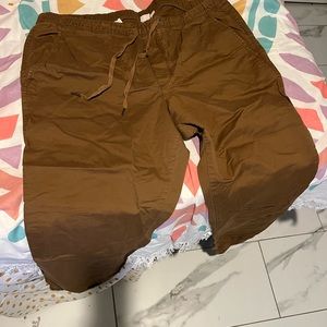 Men’s dark brown cargo, jogger pants
